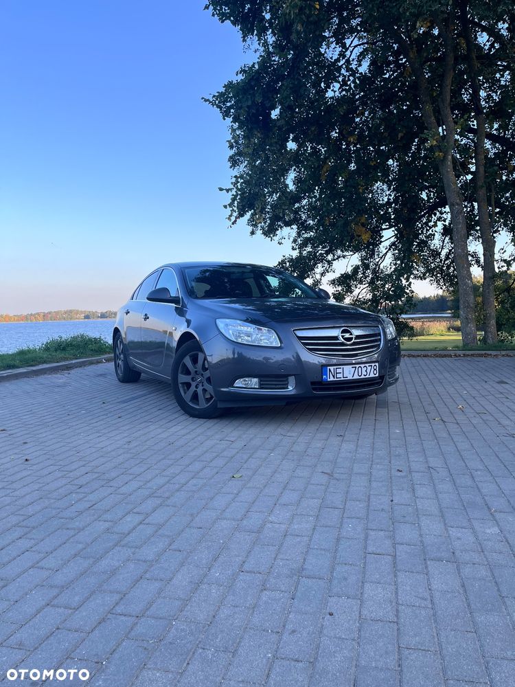 Opel Insignia 2.0 T Cosmo 4x4 - 1