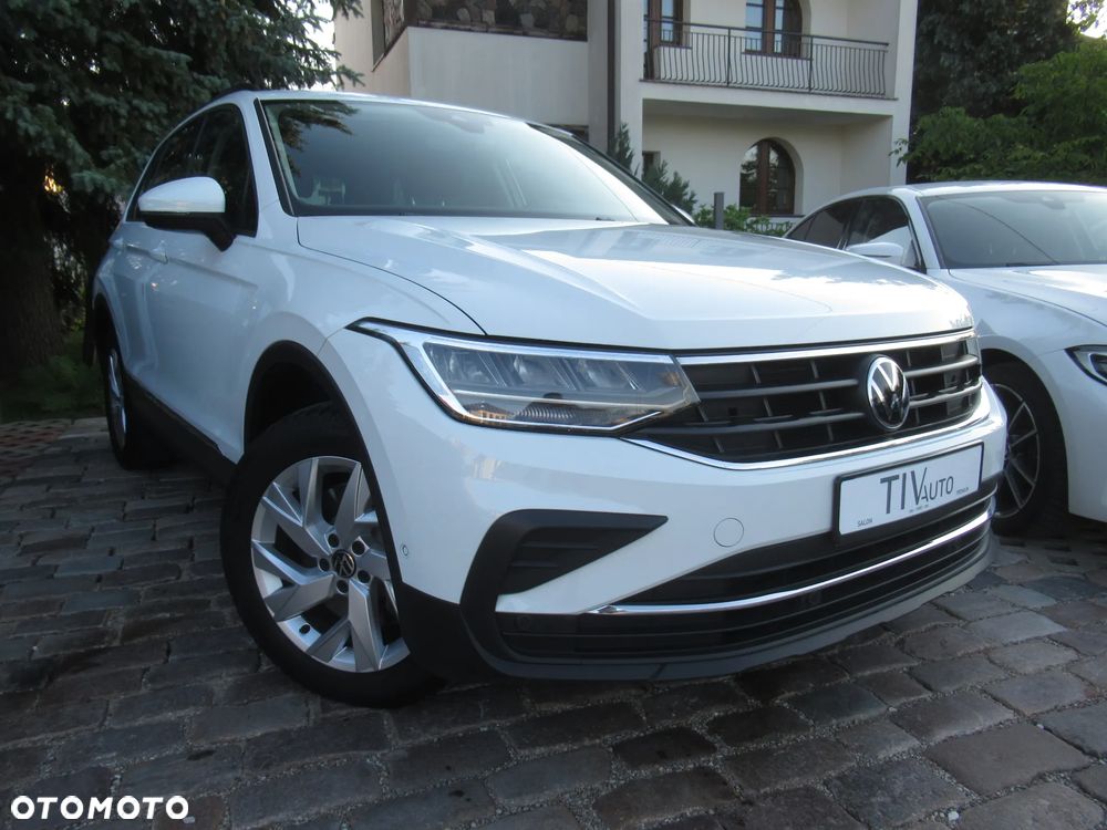 Volkswagen Tiguan 2.0 TSI 4Mot Life DSG - 2