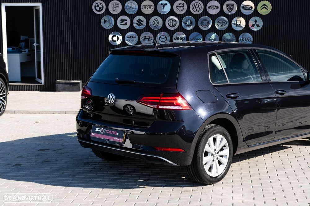 VW Golf 1.6 TDI Confortline - 10