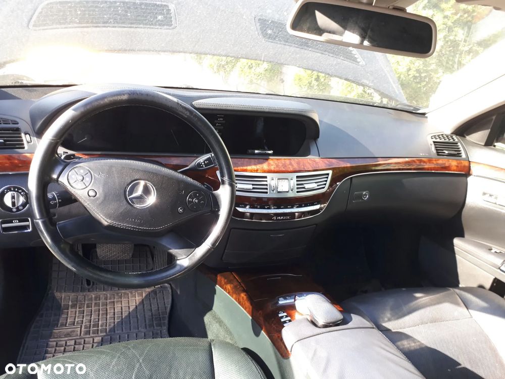 MERCEDES S KLASA W221 LIFT 09-13 3.0 V6 CDI RADIO COMMAND ZMIENIARKA - 1