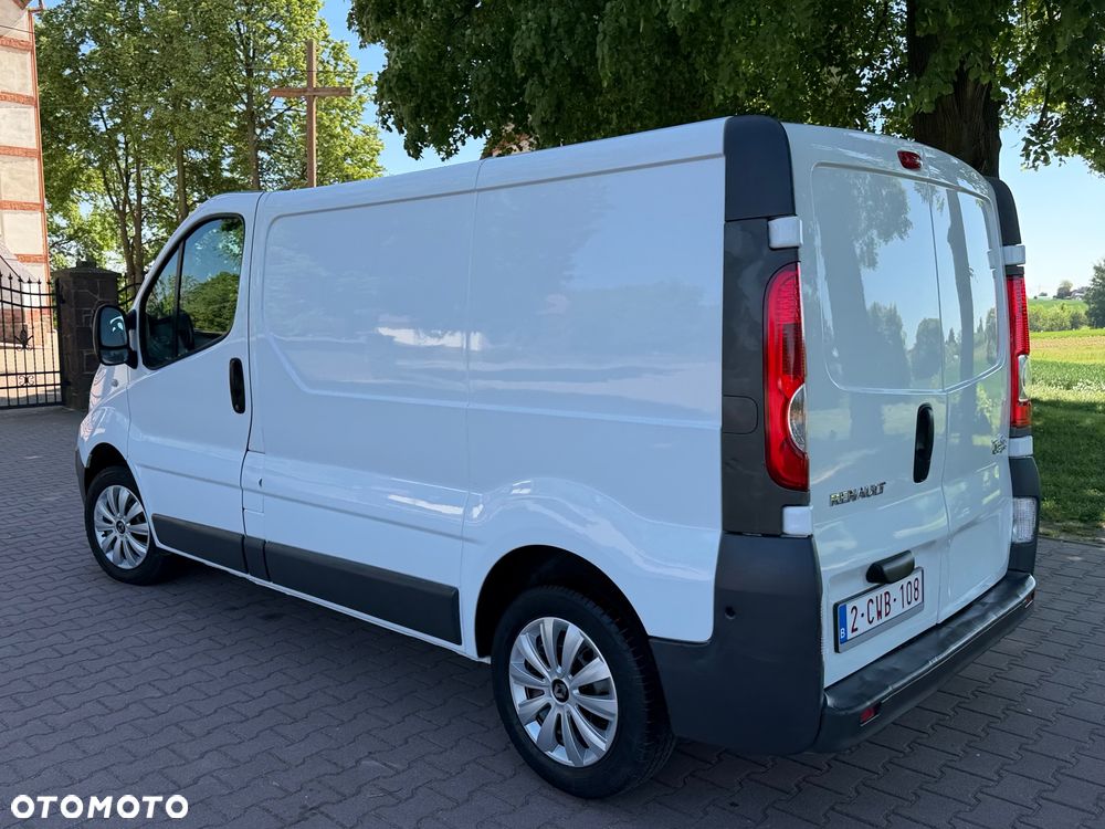 Renault Trafic - 9