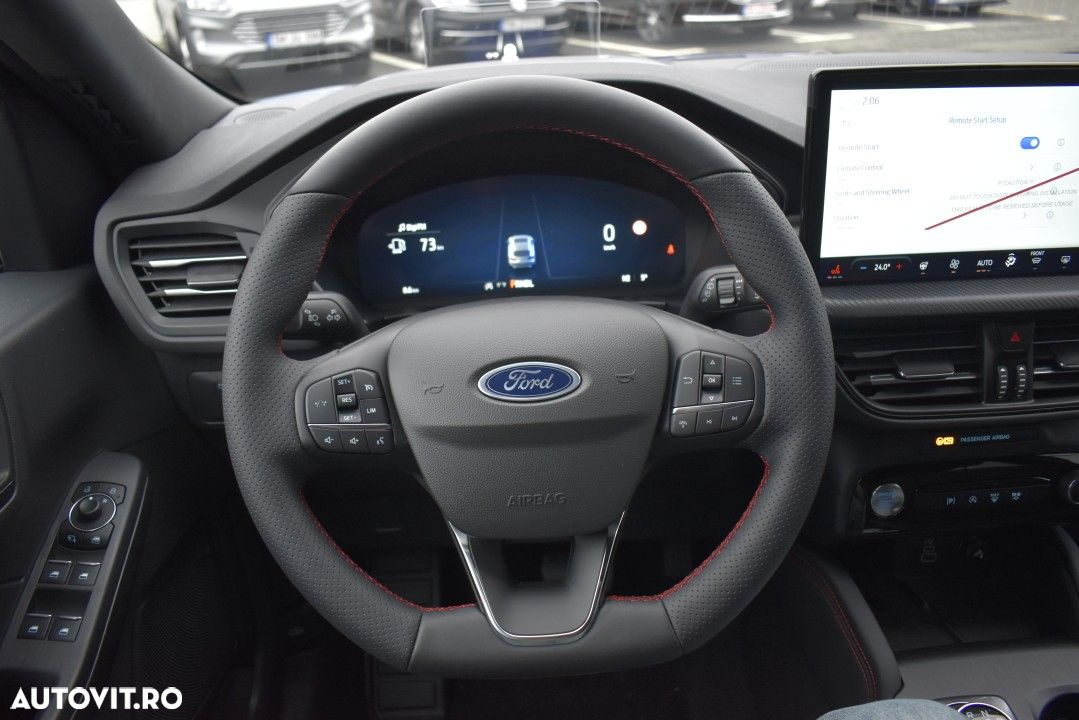 Ford Kuga - 24