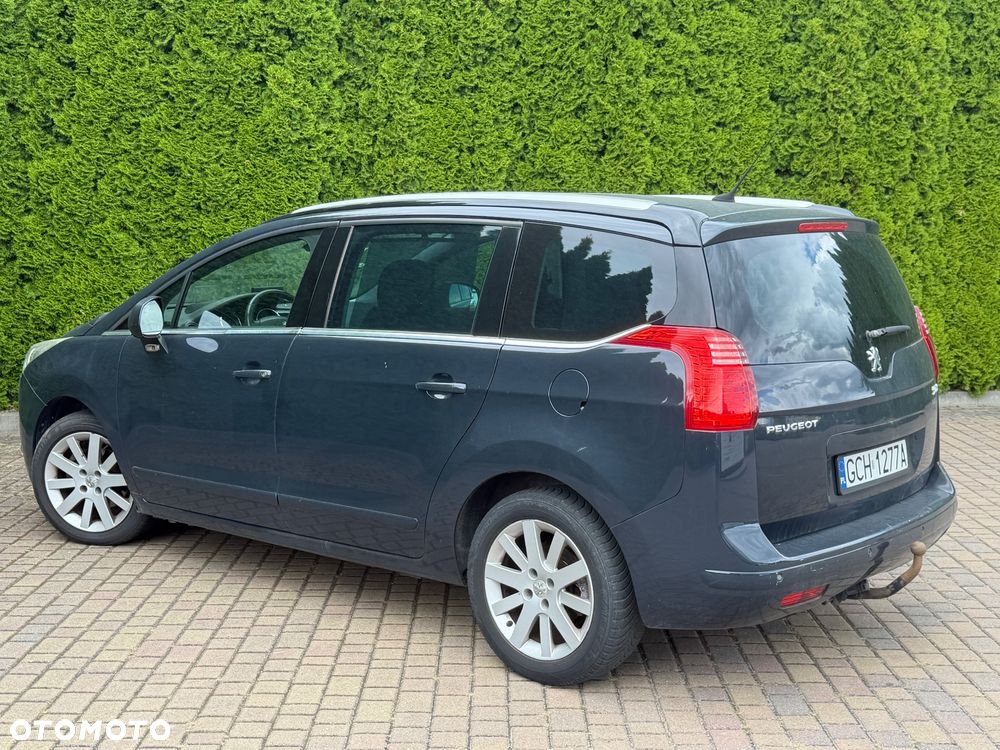 Peugeot 5008 - 5