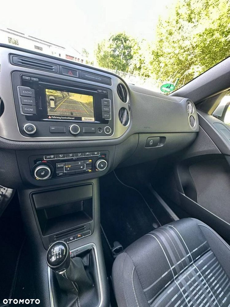 Volkswagen Tiguan - 10