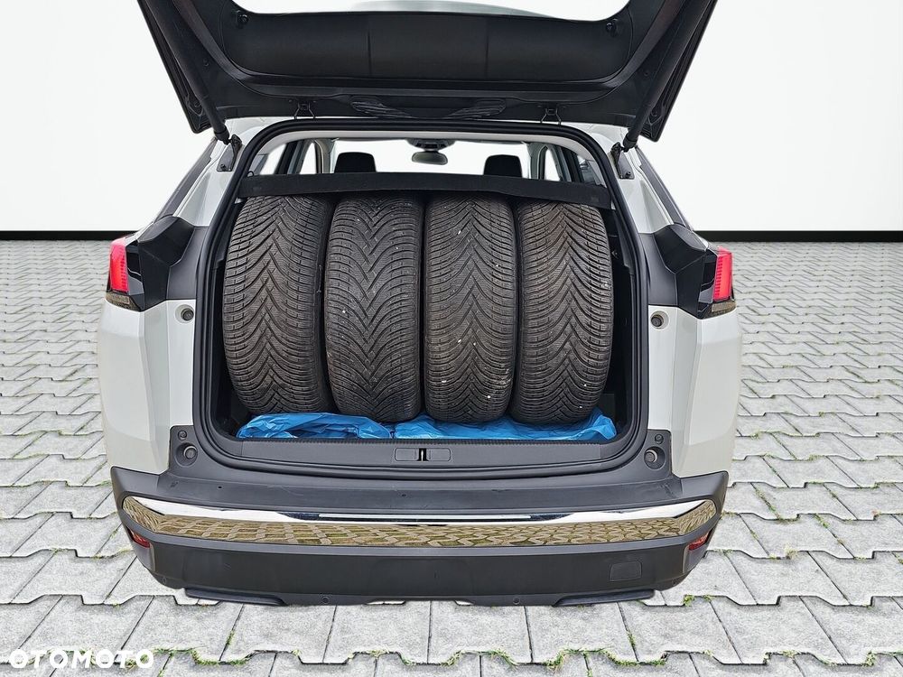 Peugeot 3008 1.6 PureTech GPF Allure S&S EAT8 - 33