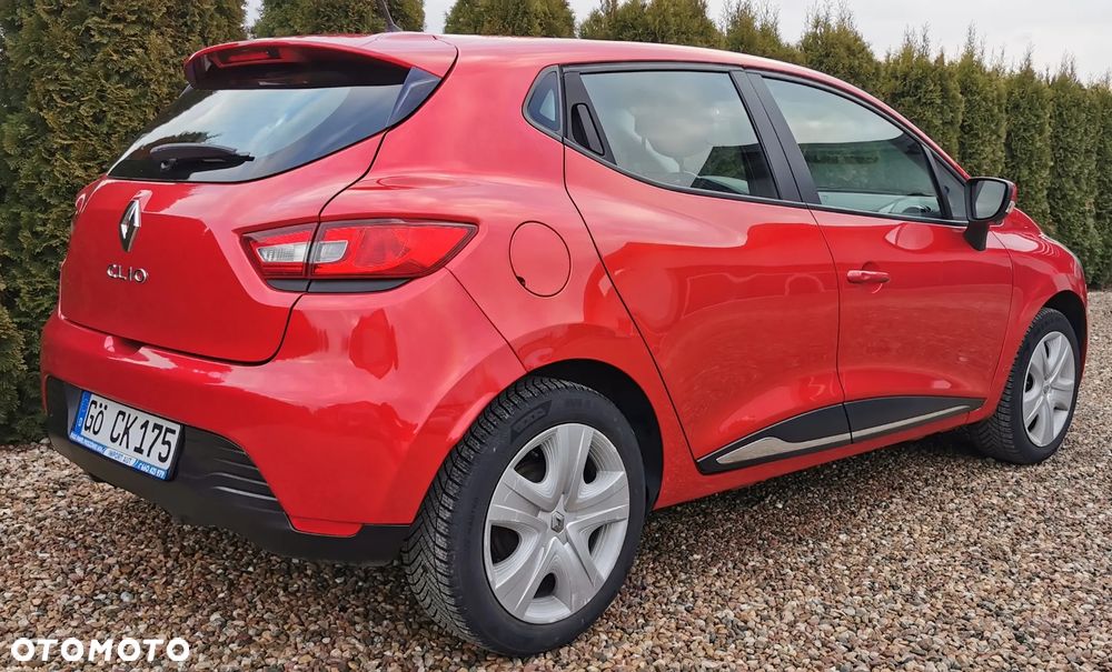 Renault Clio 1.2 16V 75 Experience - 3