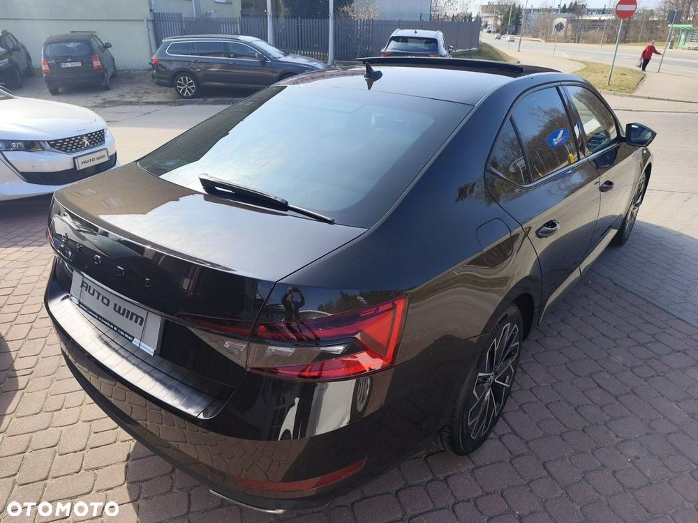 Skoda Superb 2.0 TSI 4x4 L&K DSG - 11