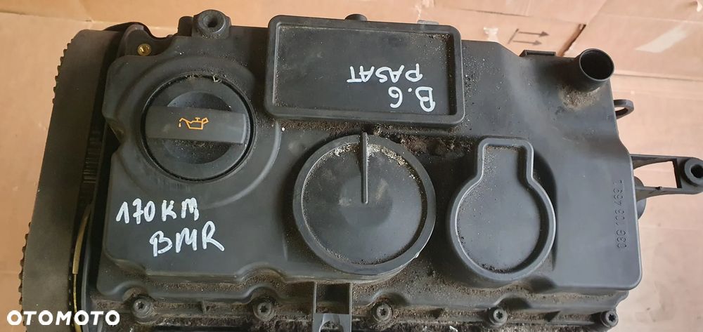 Silnik słupek blok silnika VW Passat B6 2.0 TDI BMR - 9