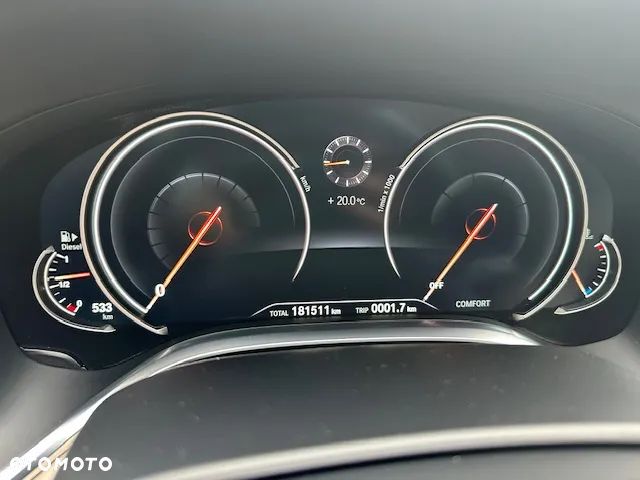 BMW Seria 7 740d xDrive - 11