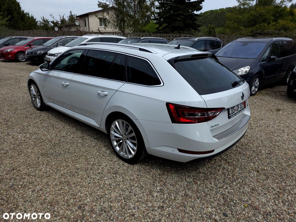 Skoda Superb 2.0 TDI Style DSG - 5