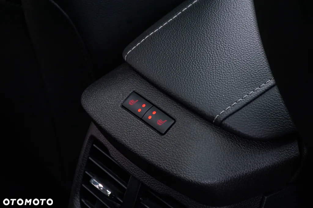 Ford Mondeo 2.0 EcoBlue Titanium - 25
