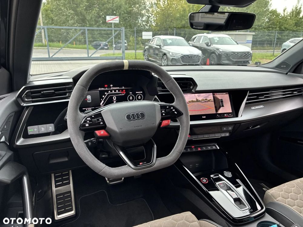Audi RS3 Limousine - 9