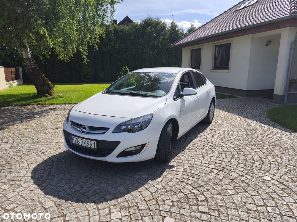 Opel Astra 1.6 CDTI DPF ecoFLEX Start/Stop Selection - 2