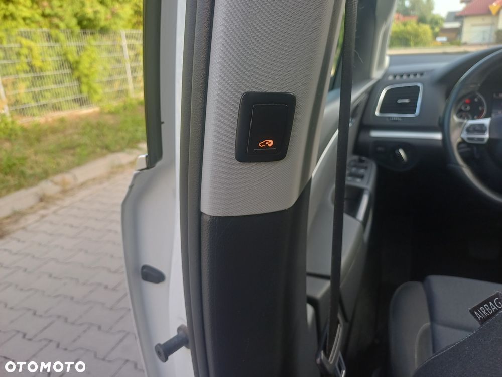 Volkswagen Sharan 2.0 TDI DSG Blue Motion Style - 17