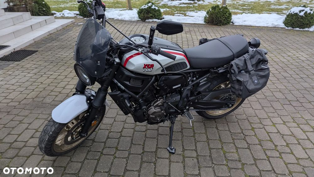 Yamaha XSR - 15