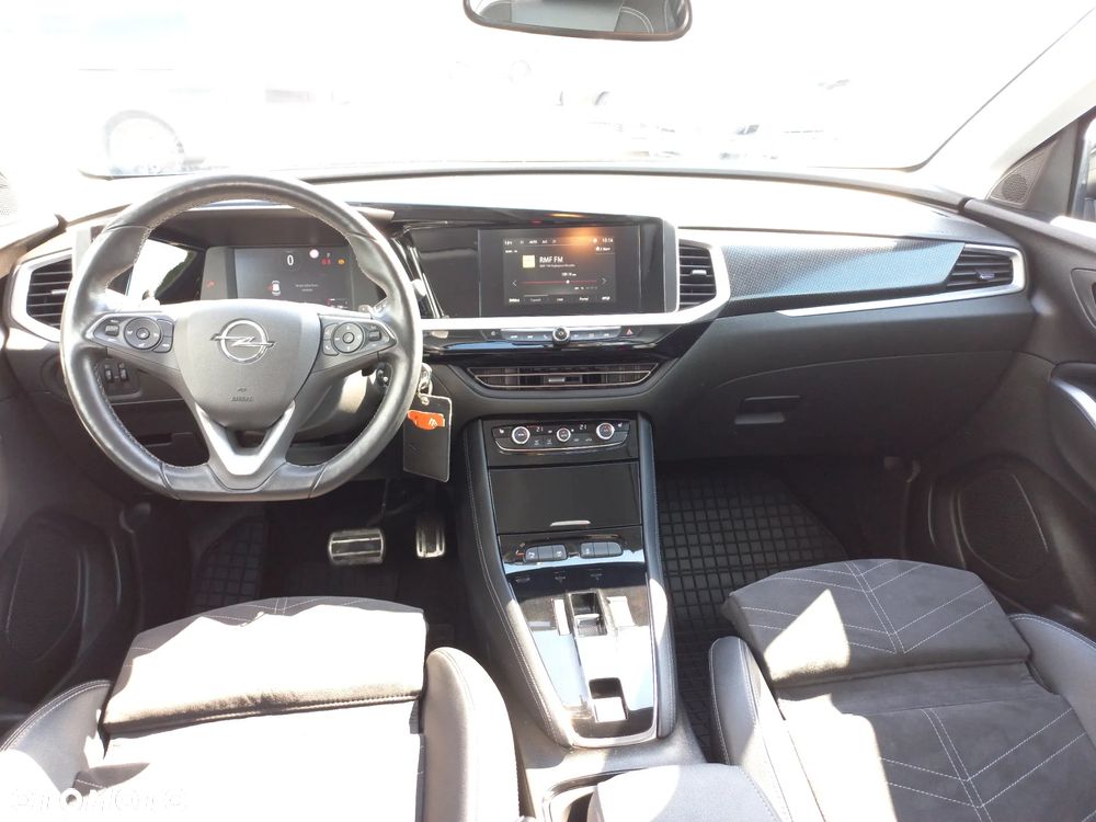 Opel Grandland 1.2 T GS S&S - 14