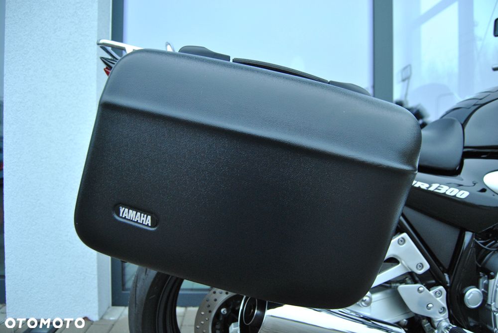 Yamaha XJR - 30