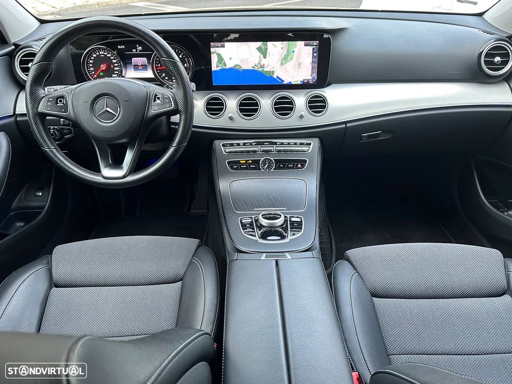 Mercedes-Benz E 220 d Avantgarde - 4