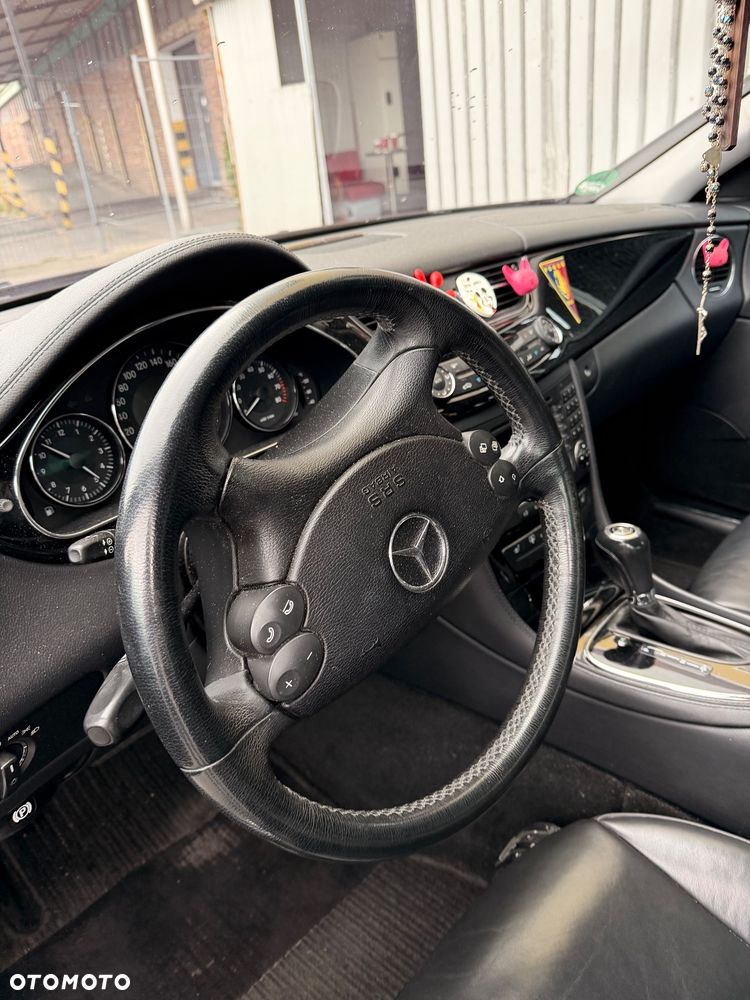 Mercedes-Benz CLS - 4