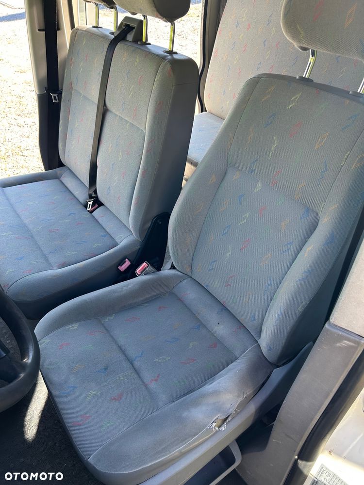 Volkswagen Transporter - 16