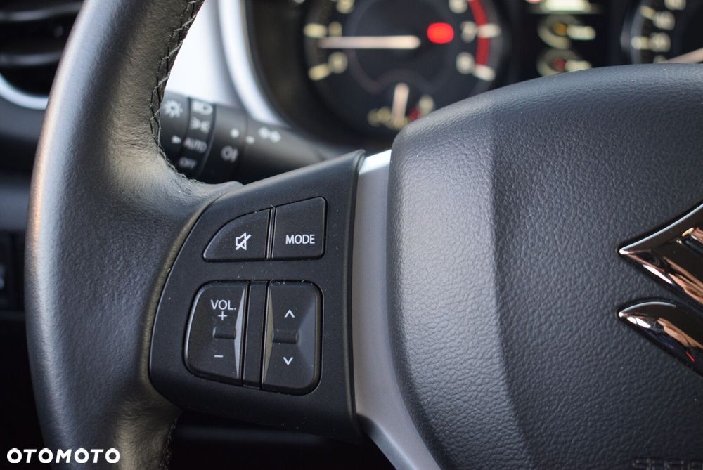 Suzuki Vitara - 27