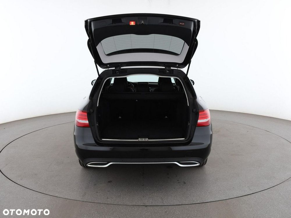 Mercedes-Benz Klasa C 200 4Matic 9G-TRONIC Avantgarde - 20