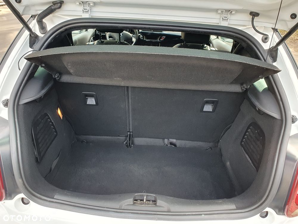 Citroën DS3 PureTech 110 Start & Stop SoChic - 17