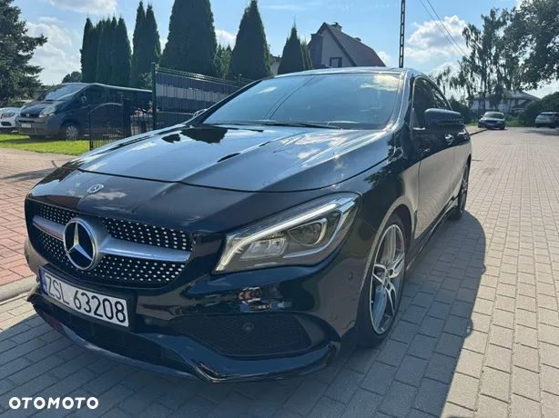 Mercedes-Benz CLA 250 4Matic 7G-DCT AMG Line - 3