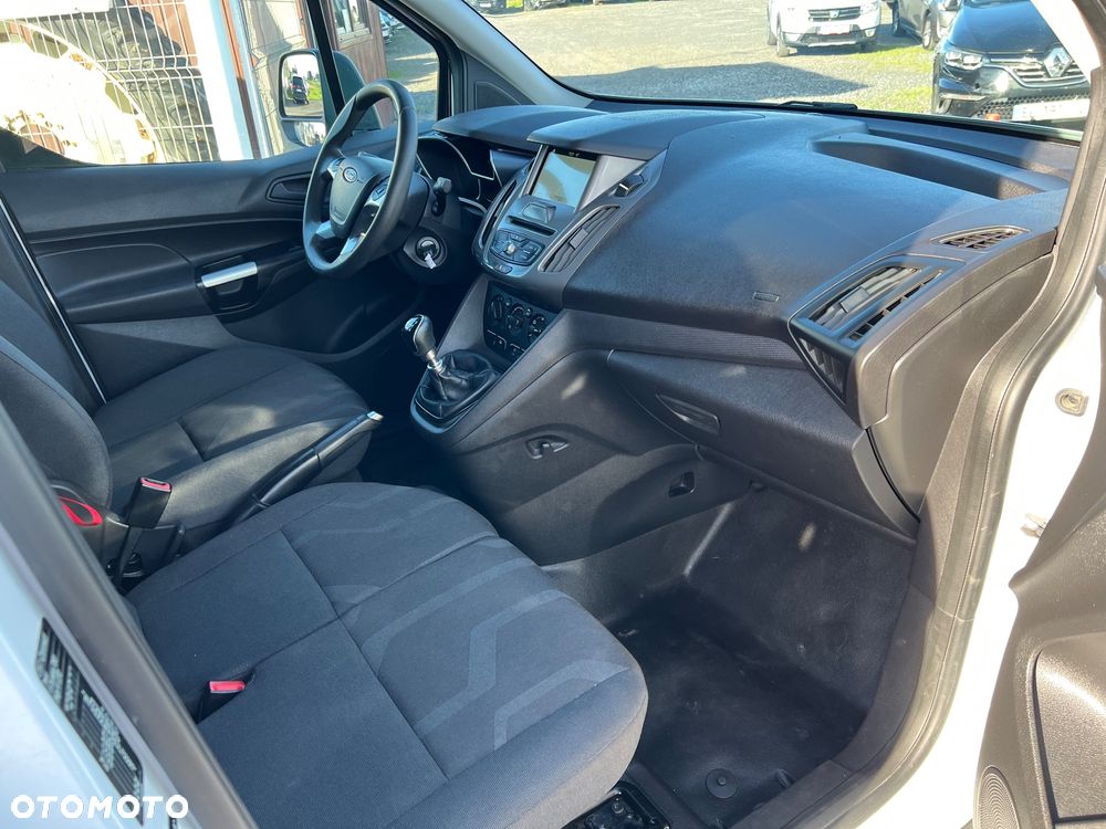 Ford Transit Connect - 13