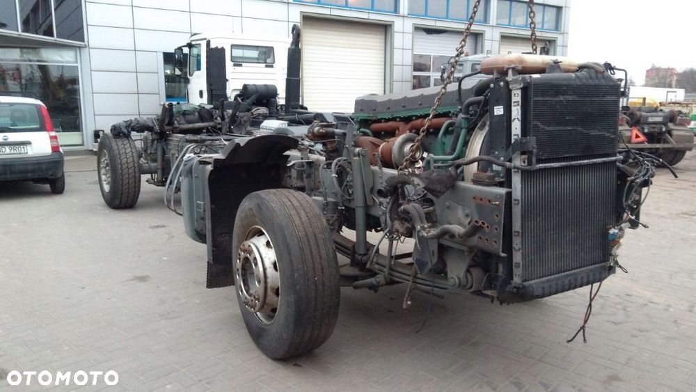 VOLVO FM 400 6X2 SILNIK RAMA MOST ZAWIESZENIE OŚ SKRĘTNA CZĘŚCI - 1