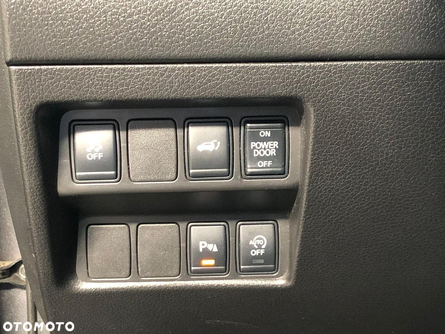 Nissan X-Trail 1.6 DCi Visia 2WD - 28