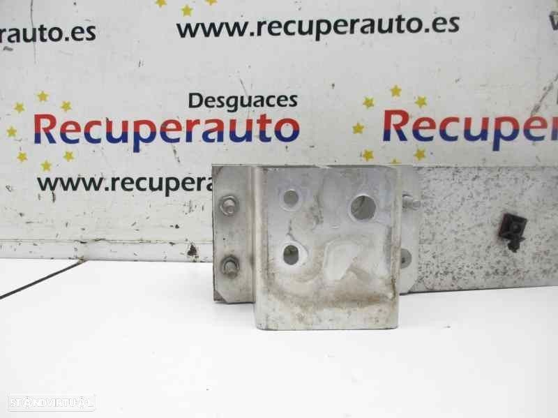 REFORÇO PARA-CHOQUES TRASEIRO TOYOTA RAV 4 III 2005 - 2