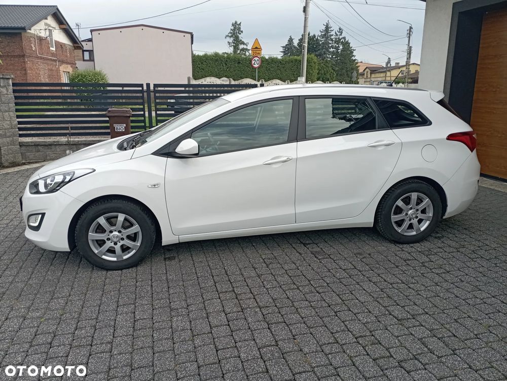 Hyundai i30 1.4 Premium - 18