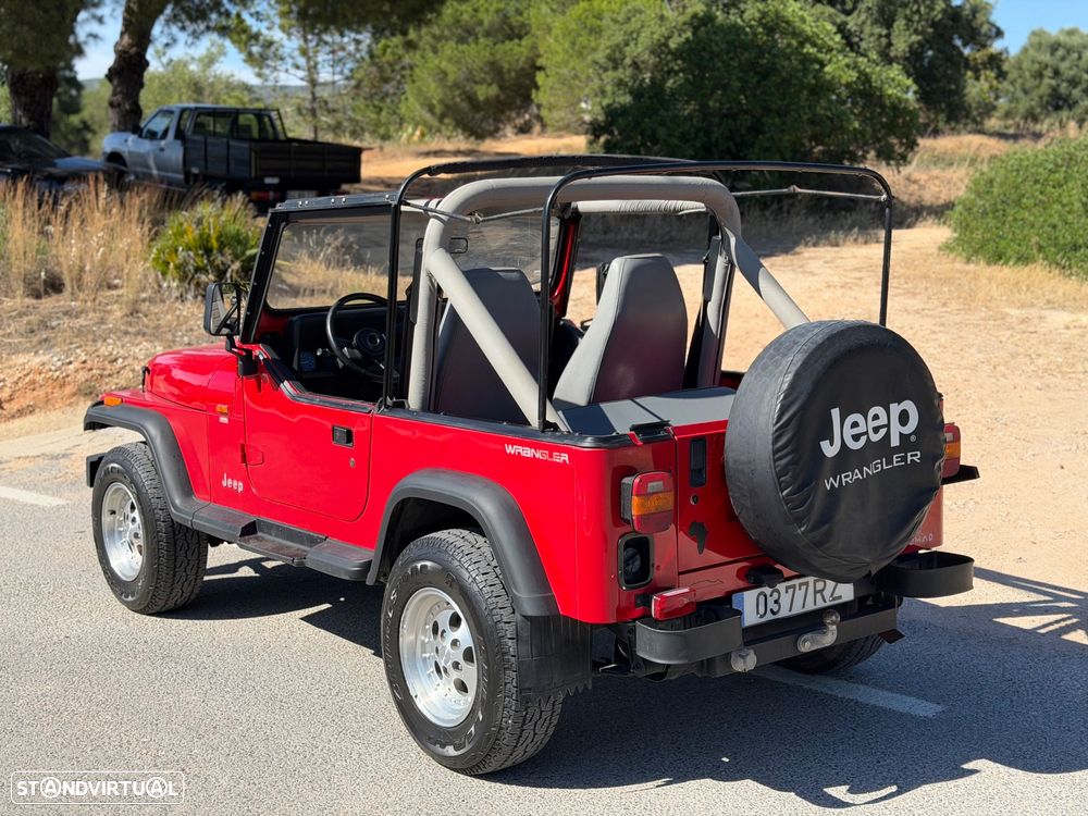 Jeep Wrangler - 3