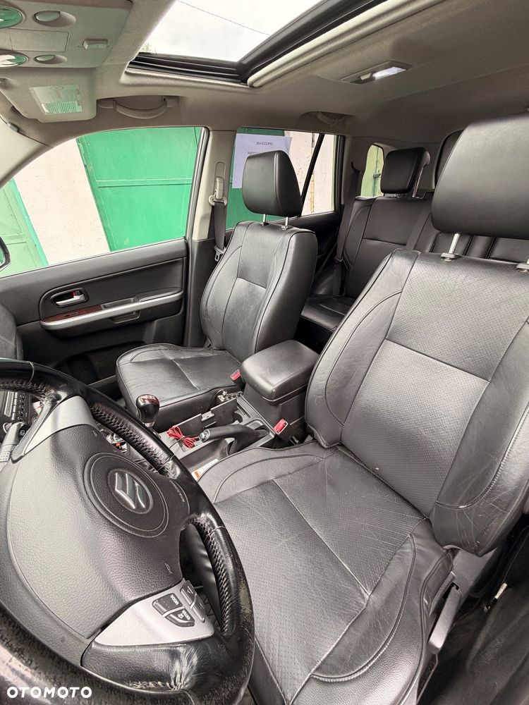 Suzuki Grand Vitara 2.0 De luxe - 6