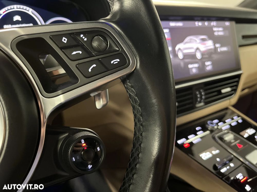 PORSCHE Cayenne 2020 — imagine 17