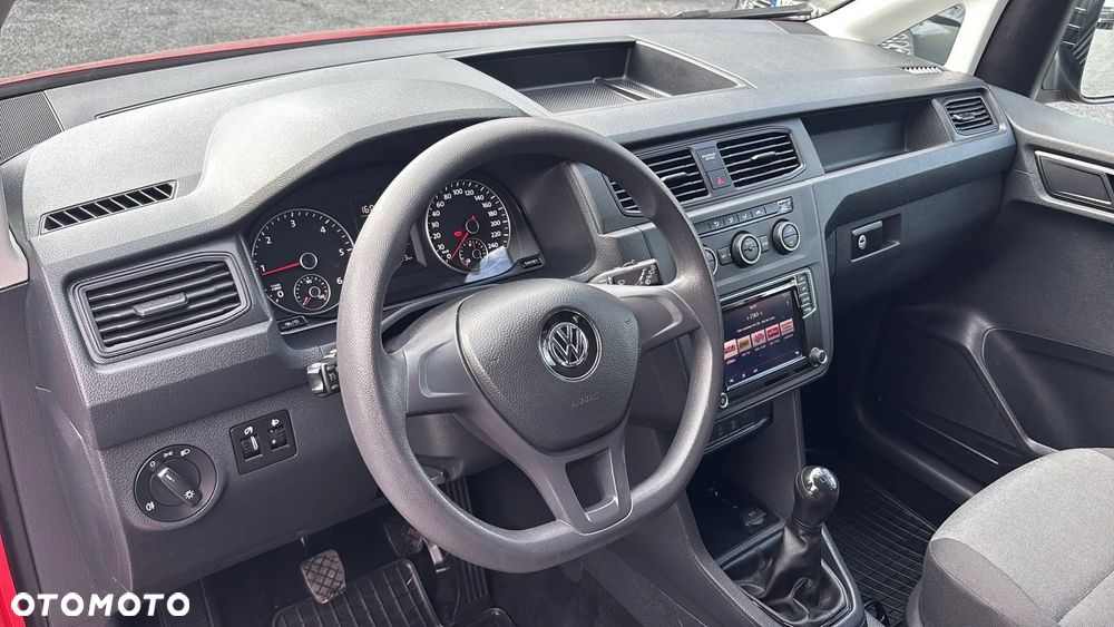Volkswagen Caddy - 10