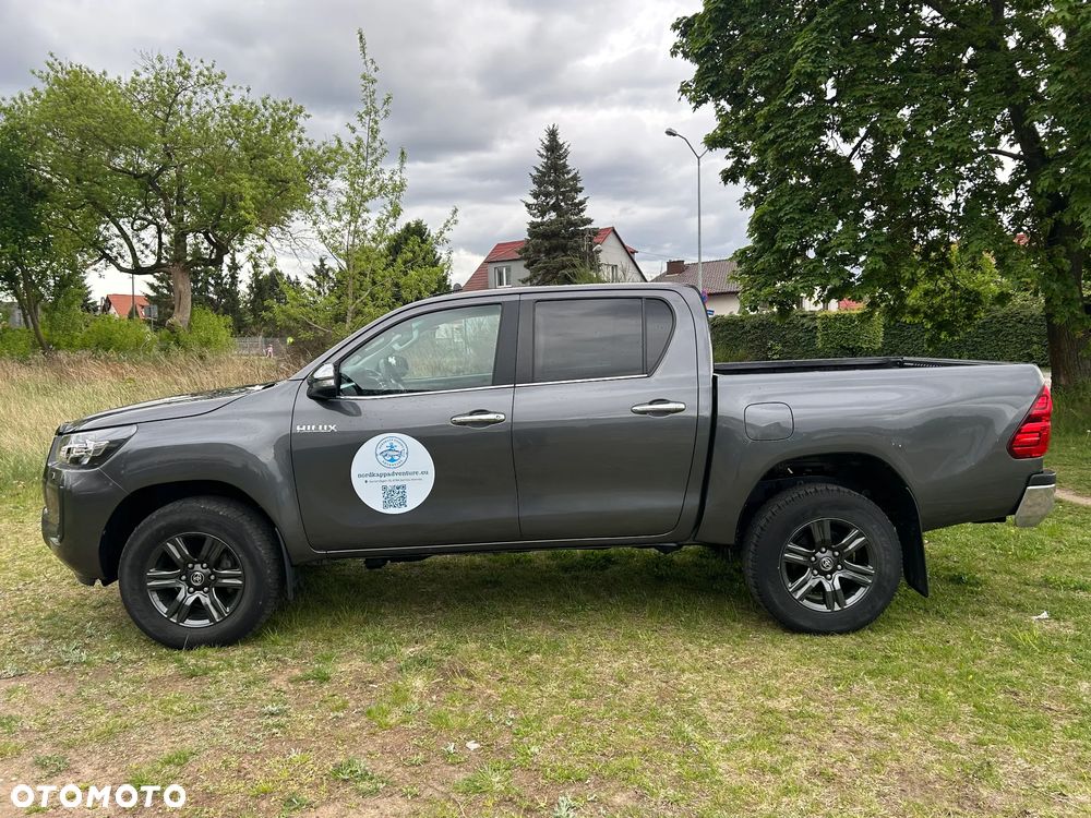 Toyota Hilux 4x4 Double Cab Autm Executive - 6