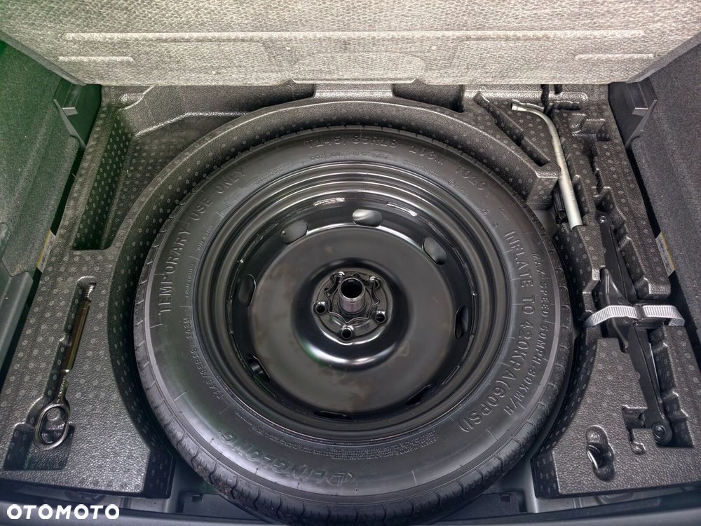 Volkswagen Tiguan - 33
