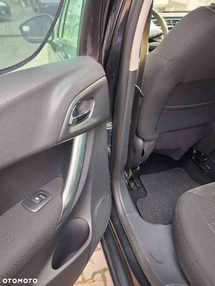 Citroën C3 1.6 HDi Exclusive - 11