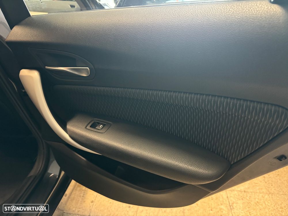 BMW 116 d Corporate Edition - 11