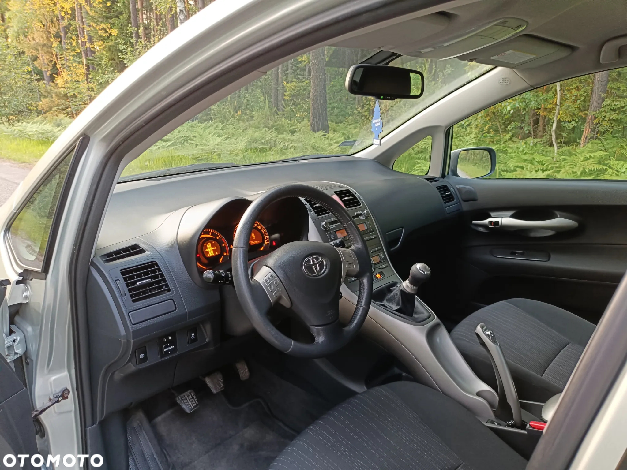 Toyota Auris 1.6 VVT-i Prestige Start - 8