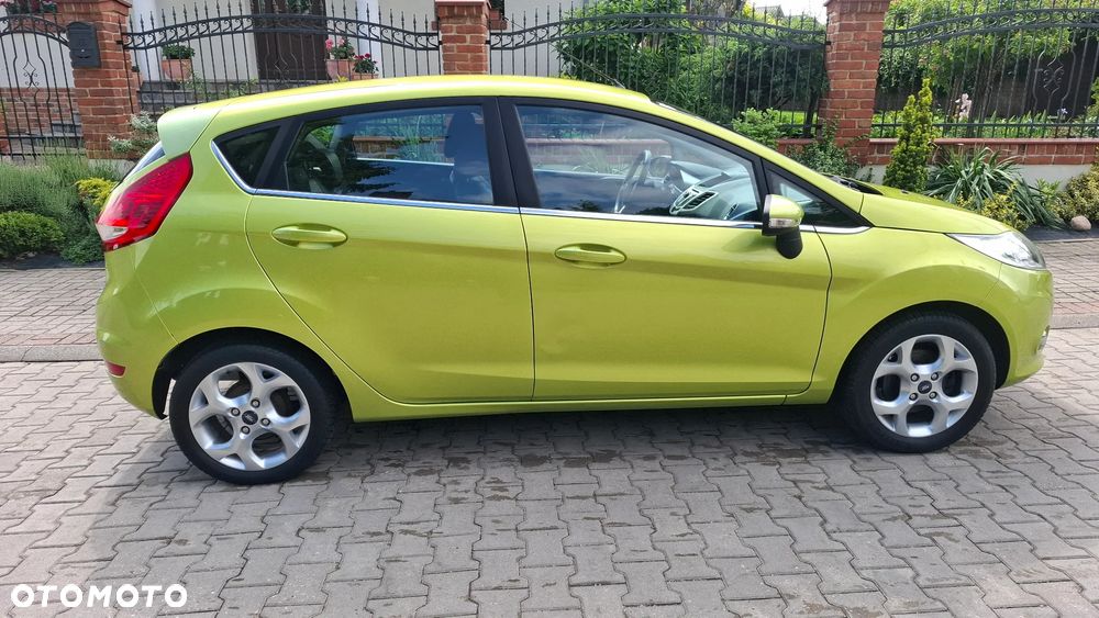 Ford Fiesta 1.25 Champions Edition - 5