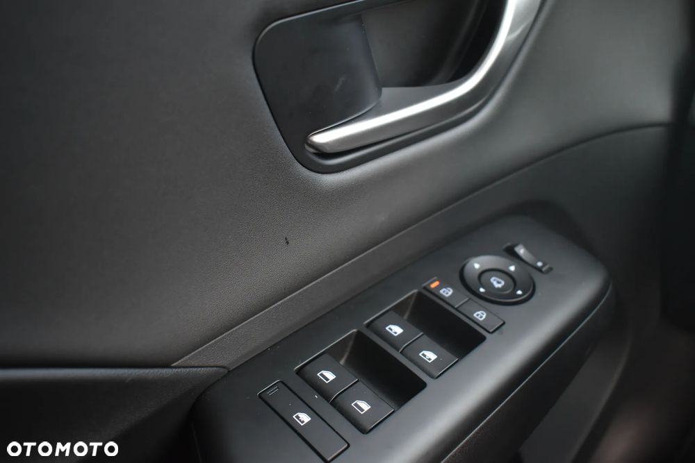 Hyundai Kona 64kWh Executive - 18