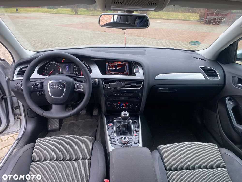 Audi A4 Limousine 1.8 TFSI Attraction - 13