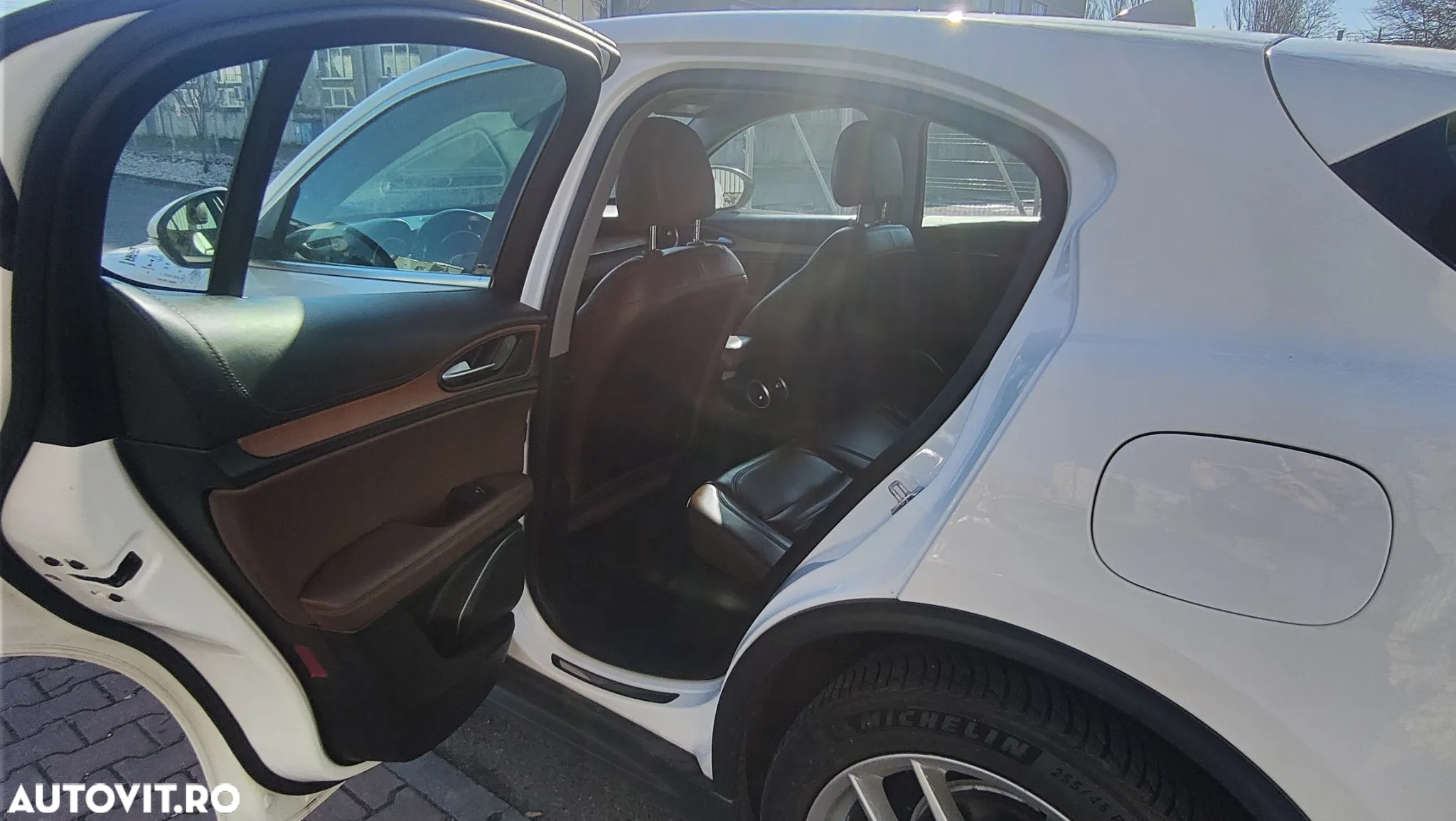 Alfa Romeo Stelvio 2.2 Diesel 16V AT8 Q4 Lusso - 11
