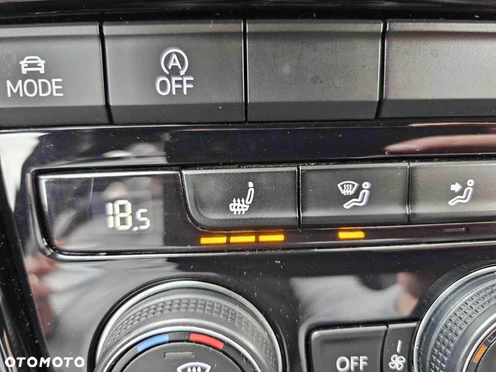 Volkswagen T-Roc 1.5 TSI ACT OPF DSG Sport - 25