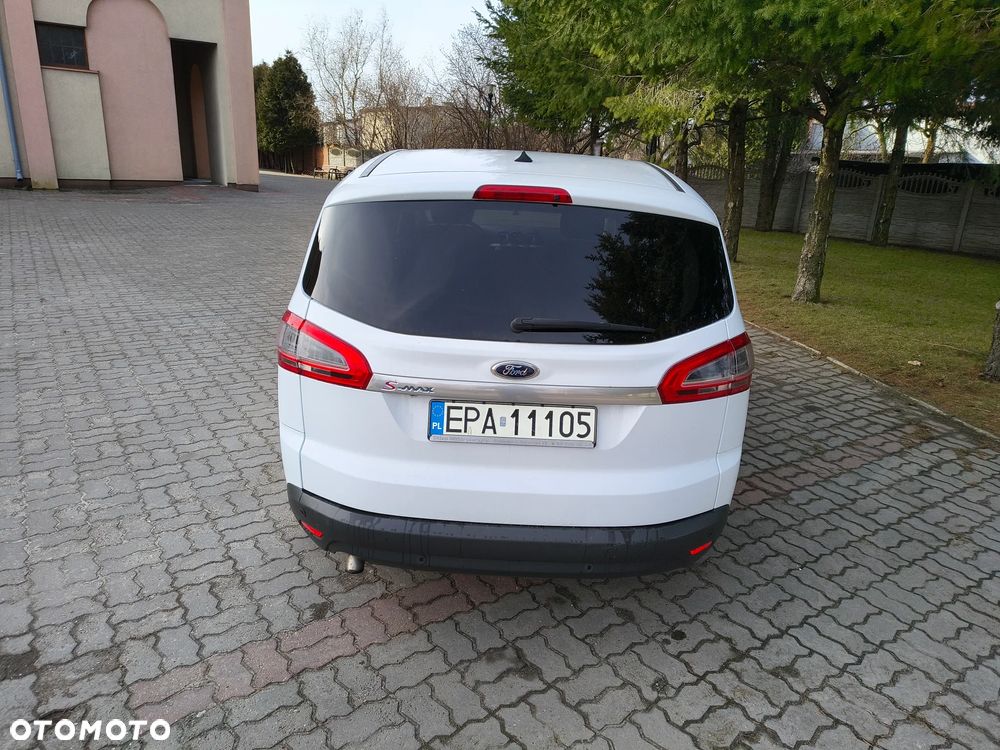 Ford S-Max 2.0 TDCi DPF Titanium - 4