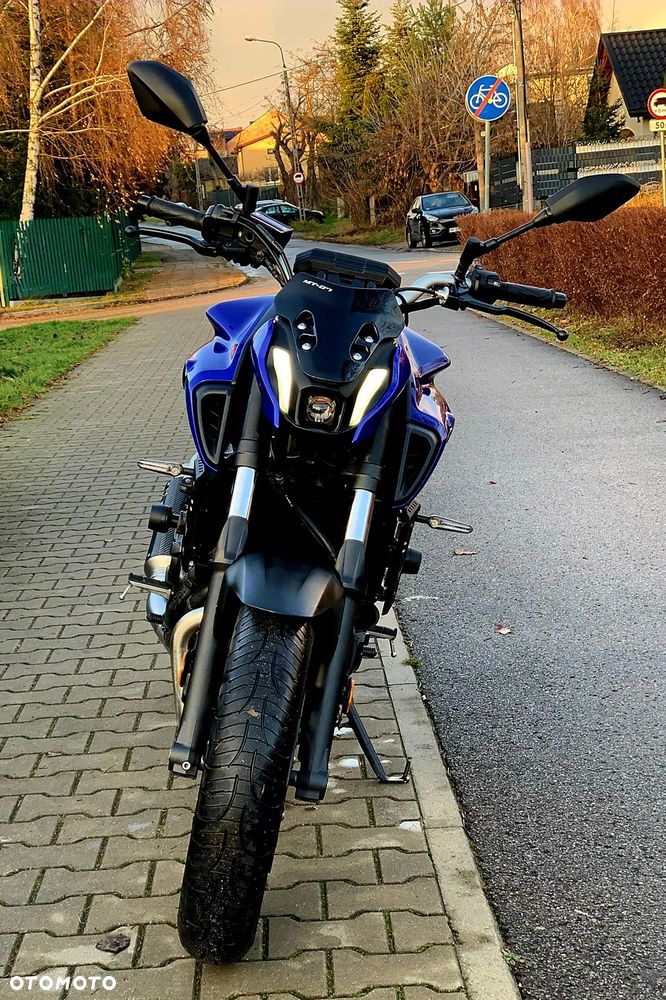 Yamaha MT - 17