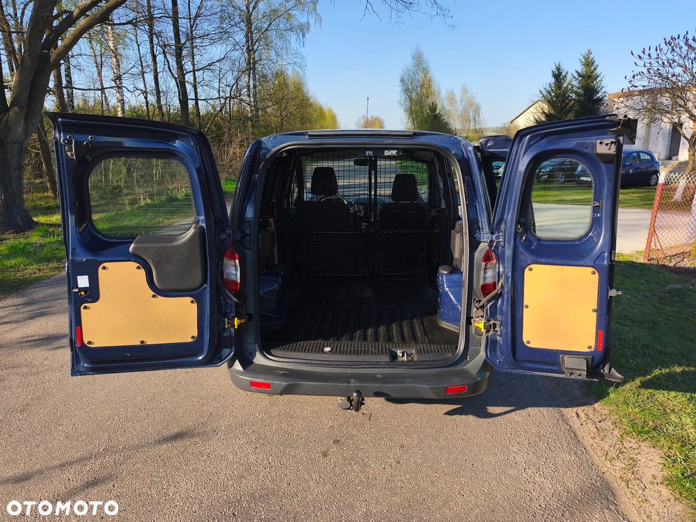 Ford TRANSIT COURIER - 16